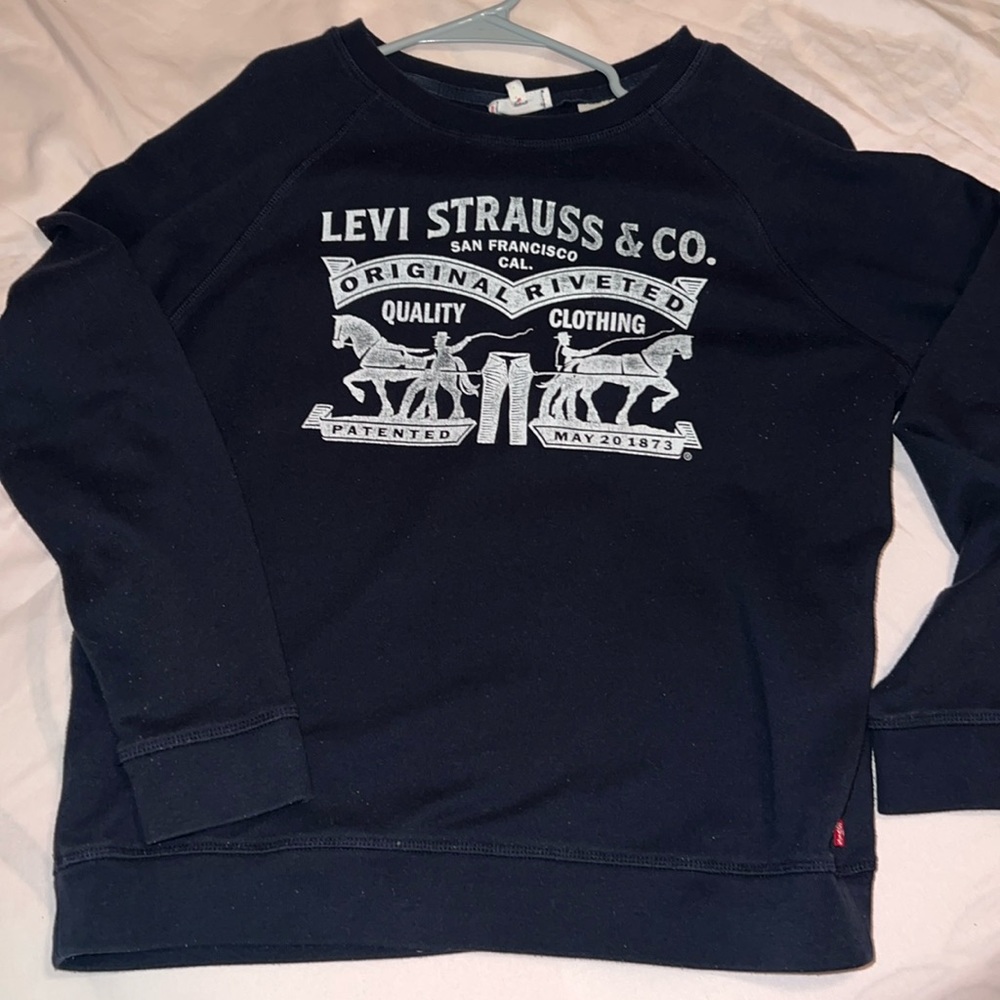 Womens levi crewneck